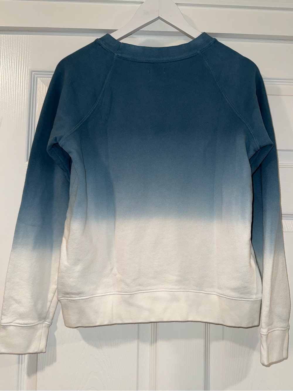 Faherty Fade Bells Dip Dye Blue Ombré 100% Cotton Crewneck - Picture 3 of 6